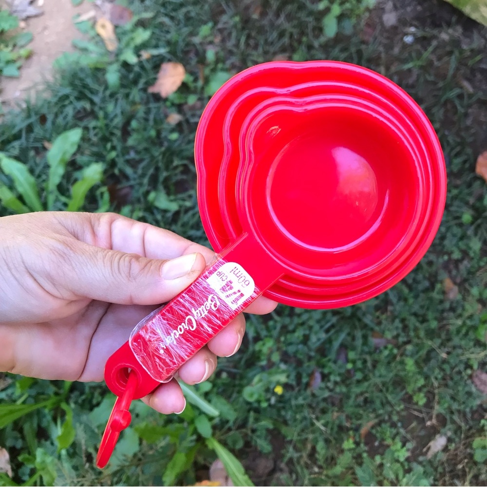 Betty Crocker measuring cups